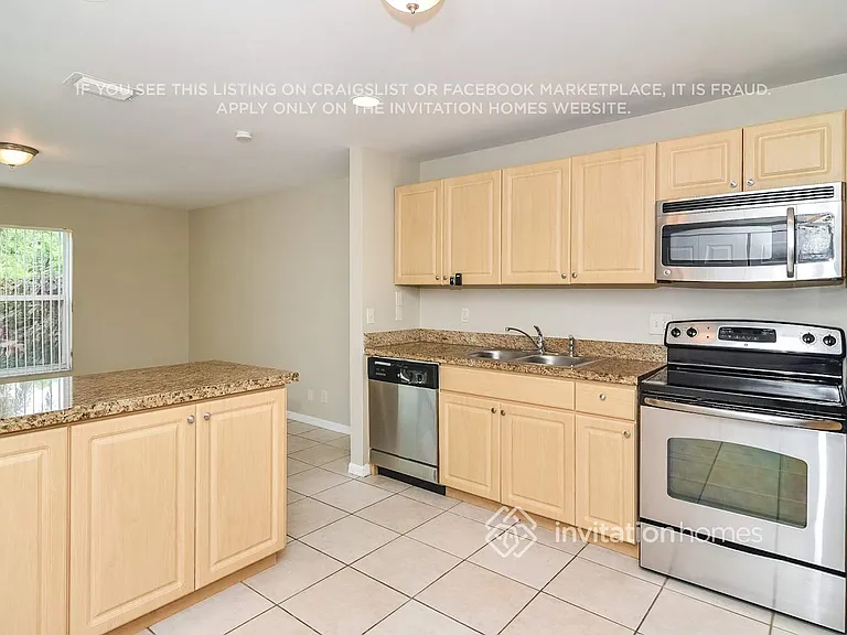 12321 NW 1st St — Photo 7