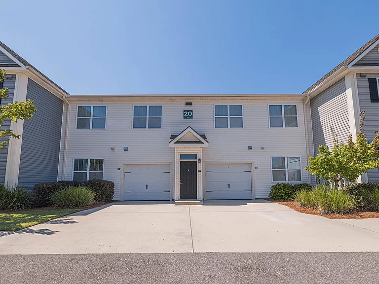 Basswood Landing Apartments — Photo 15