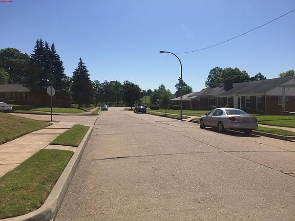 5th image of 5943 Vivian Ave