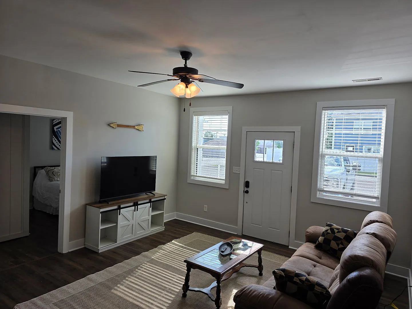 1117 Greenwood Alley — Photo 3