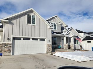 36 W Syracuse Rd, Vineyard, UT 84059