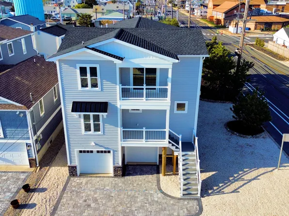 113 New Brunswick Avenue, Lavallette, NJ 08735