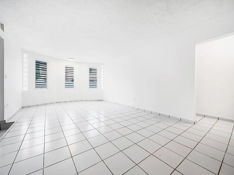353 Calle Principal — Photo 9