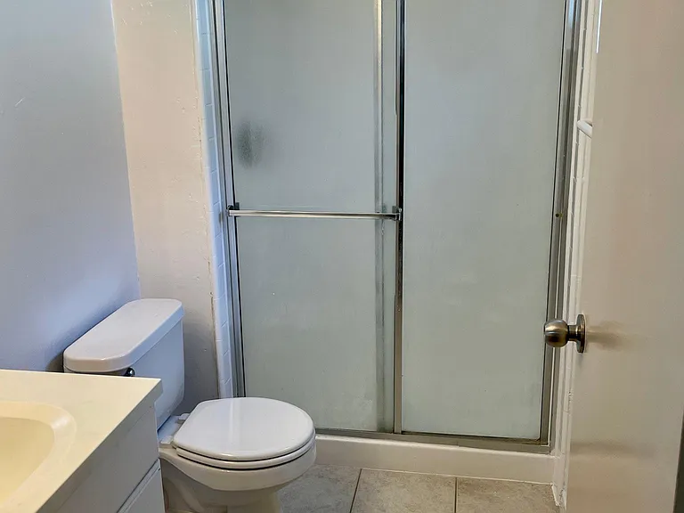 2064 E Evergreen St #2064 — Photo 14