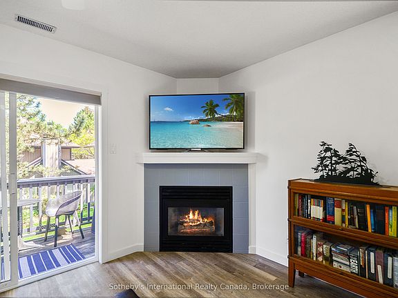 3rd image of 331 Mariners Way