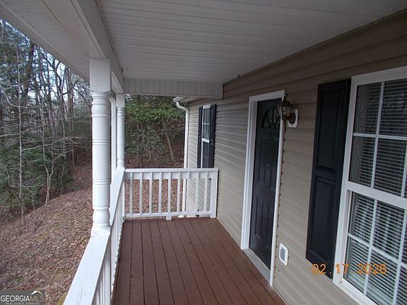 2nd image of 124 Tradewinds Rd