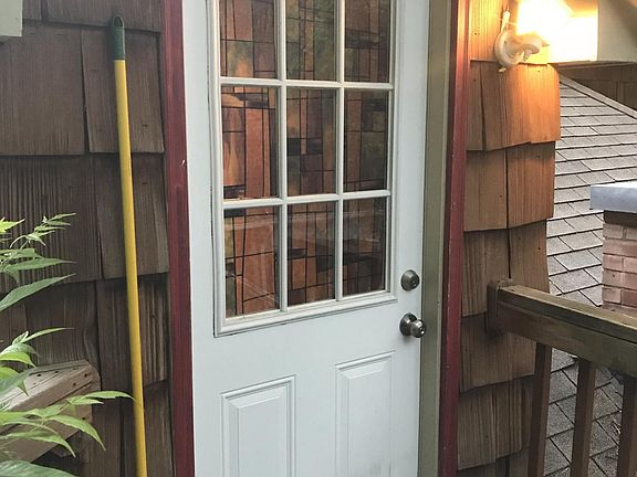 2nd image of 931 S Lincoln St