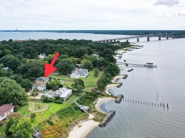 1470 Mercer Rd, Gloucester Point, VA 23062