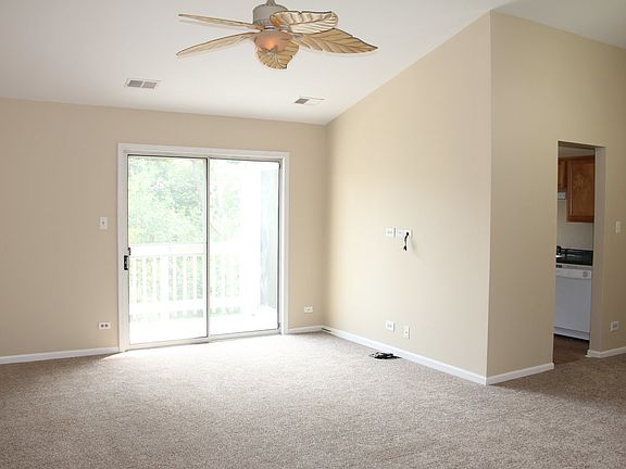 3rd image of 1337 E Evergreen Dr Unit 4