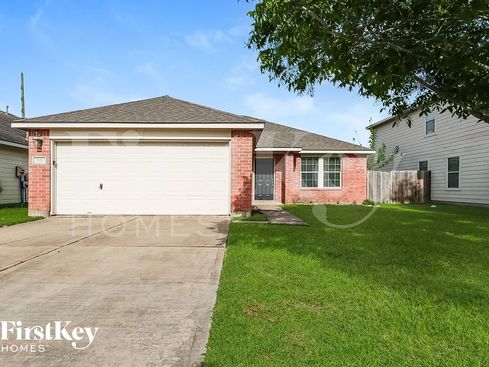7919 Raven Creek Ln
