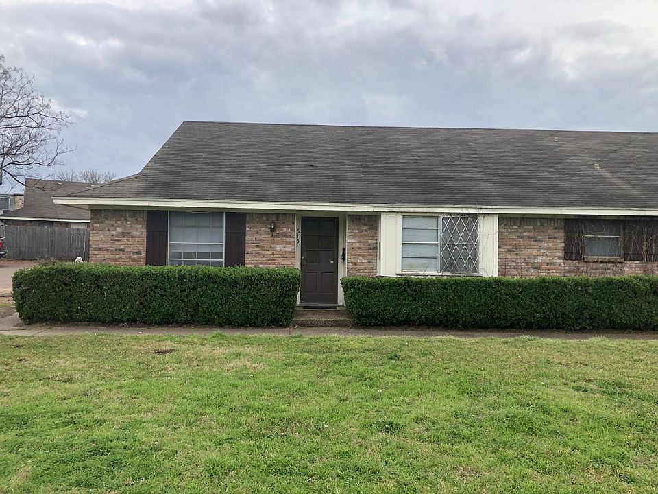 1st image of 815 Melrose Dr