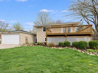 106 Crescent Rd, Fox River Grove, IL 60021