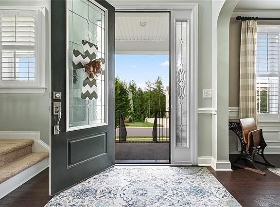 5th image of 225 Monteray Oaks Cir