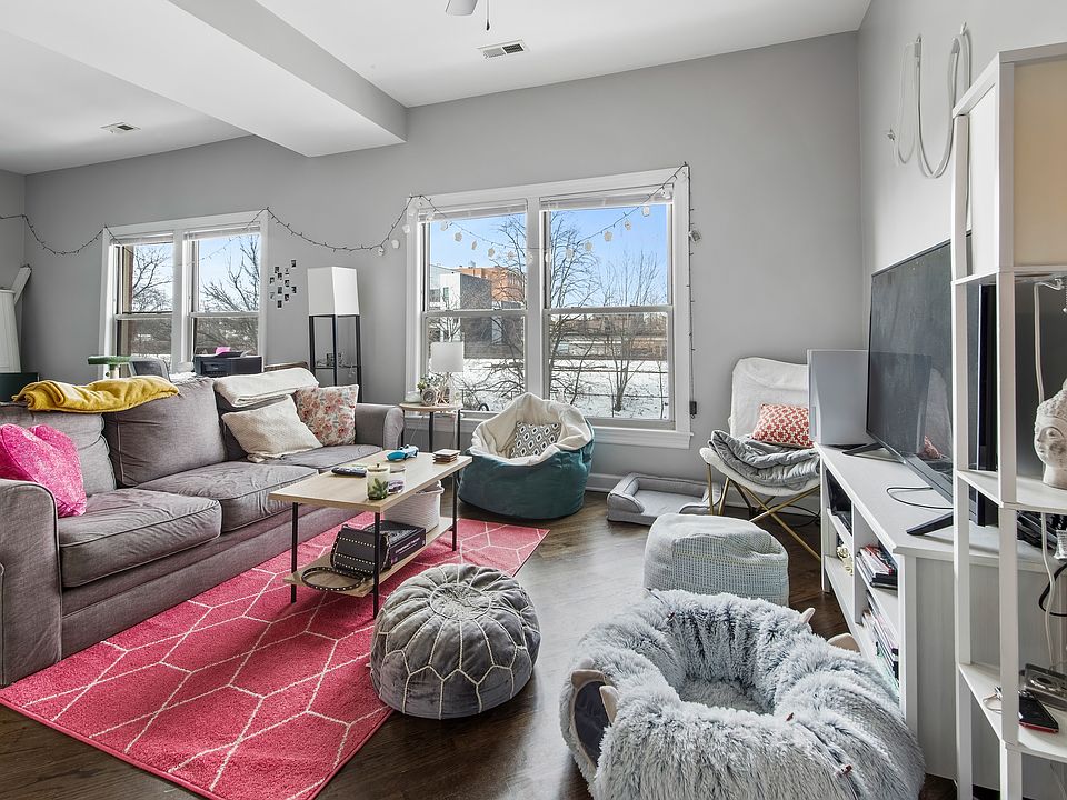 1st image of 1761-1775 W Wilson Ave #1775-2W