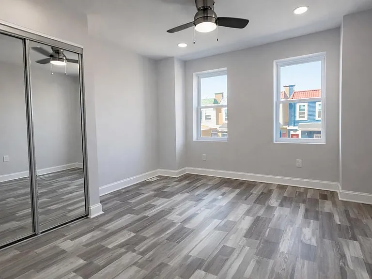 2815 W Mulberry St — Photo 9