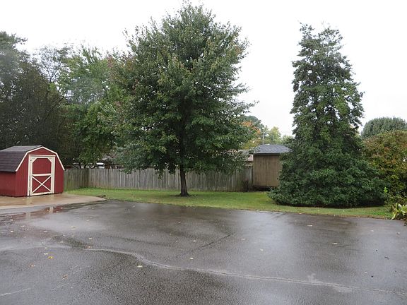 Backyard/Patio/ Storage Barn