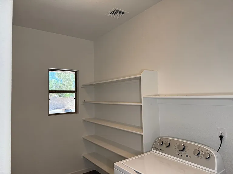33190 N Cherry Creek Rd — Photo 5