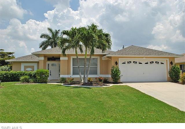 1st image of 4813 SW 24th Ave