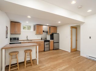 715 14th St SE #B, Washington, DC 20003