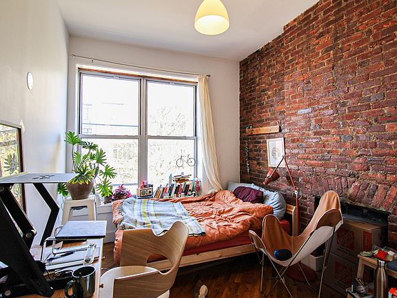4th image of 99 Rogers Ave APT 6