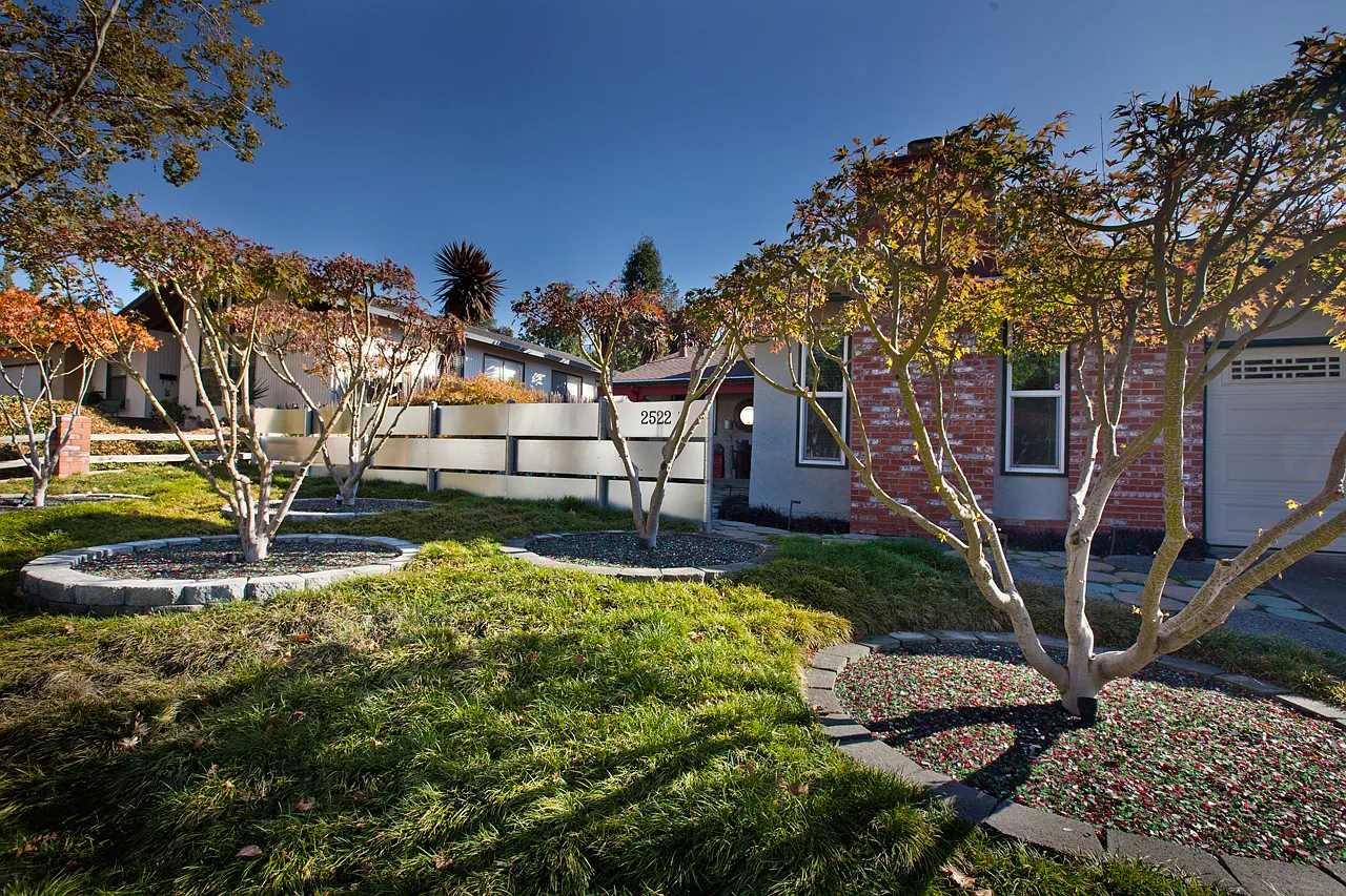 2522 Simas Ave photo 1