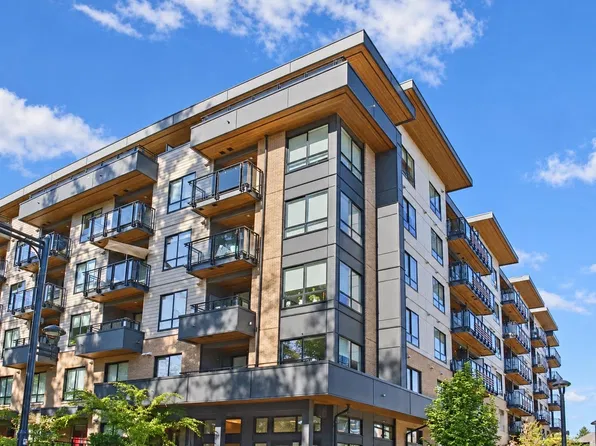 13439 94a Ave #107, Surrey, BC V3V 0G9