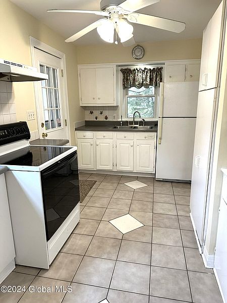 5th image of 6 Bullis Drive