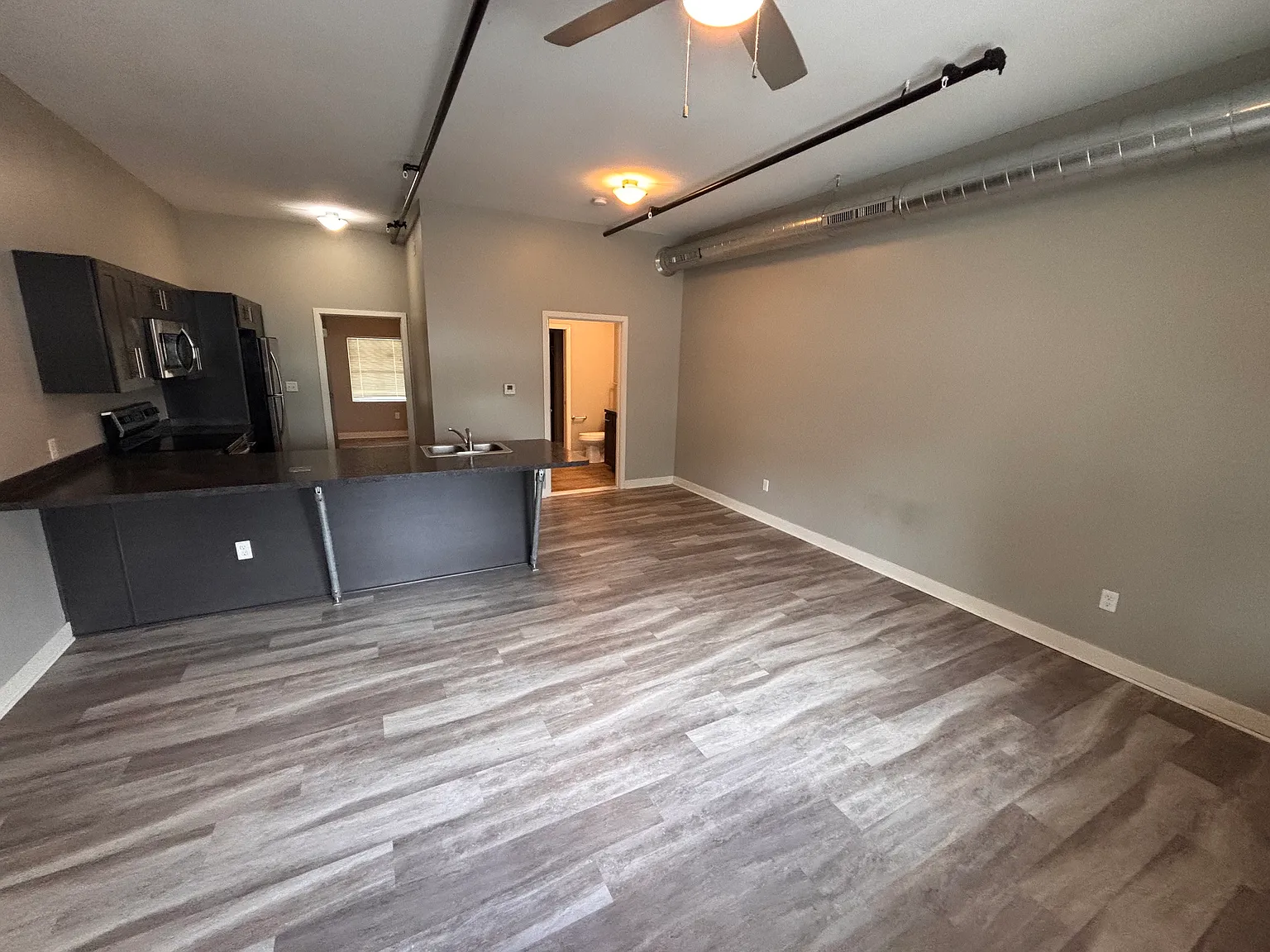 1 bed, 761 sqft, $1,450 — Photo 3