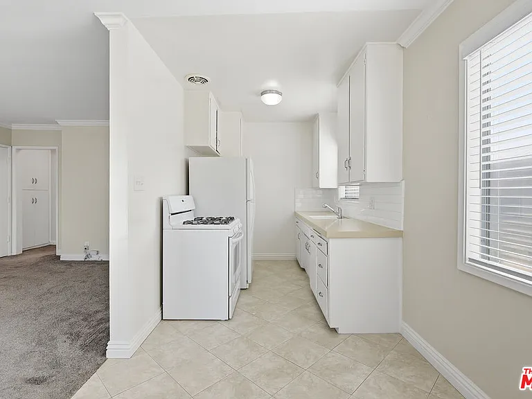 1412 Pearl St #5 — Photo 7
