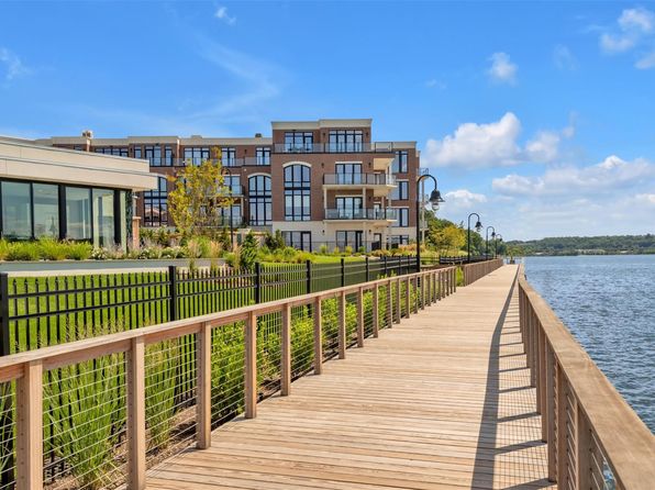 10 Shore Road Unit #107, Glenwood Landing, NY 11547