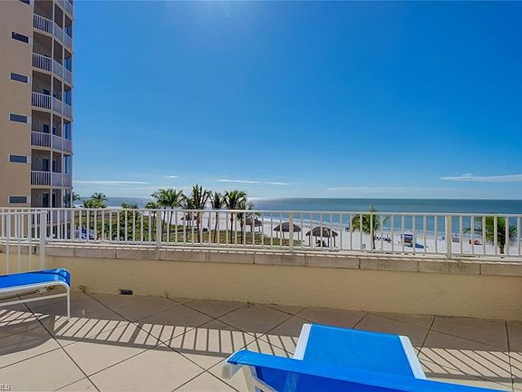 4th image of 190 Estero Blvd #203