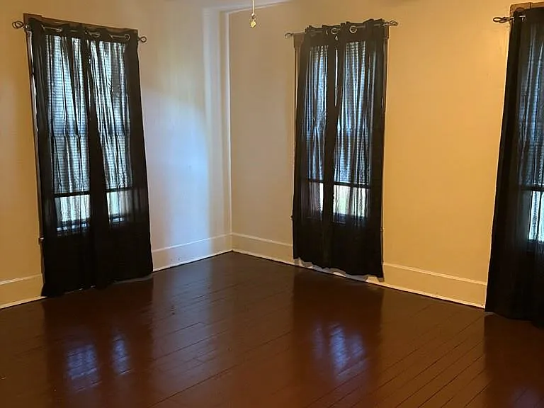 926 Bloom St — Photo 12