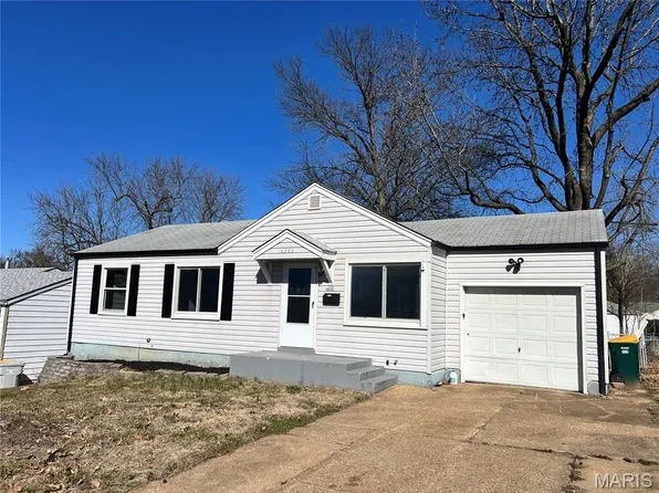 10232 Tappan Dr, Saint Louis, MO 63137