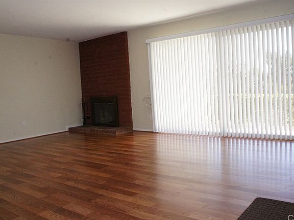 4th image of 22949 Nadine Cir Unit A