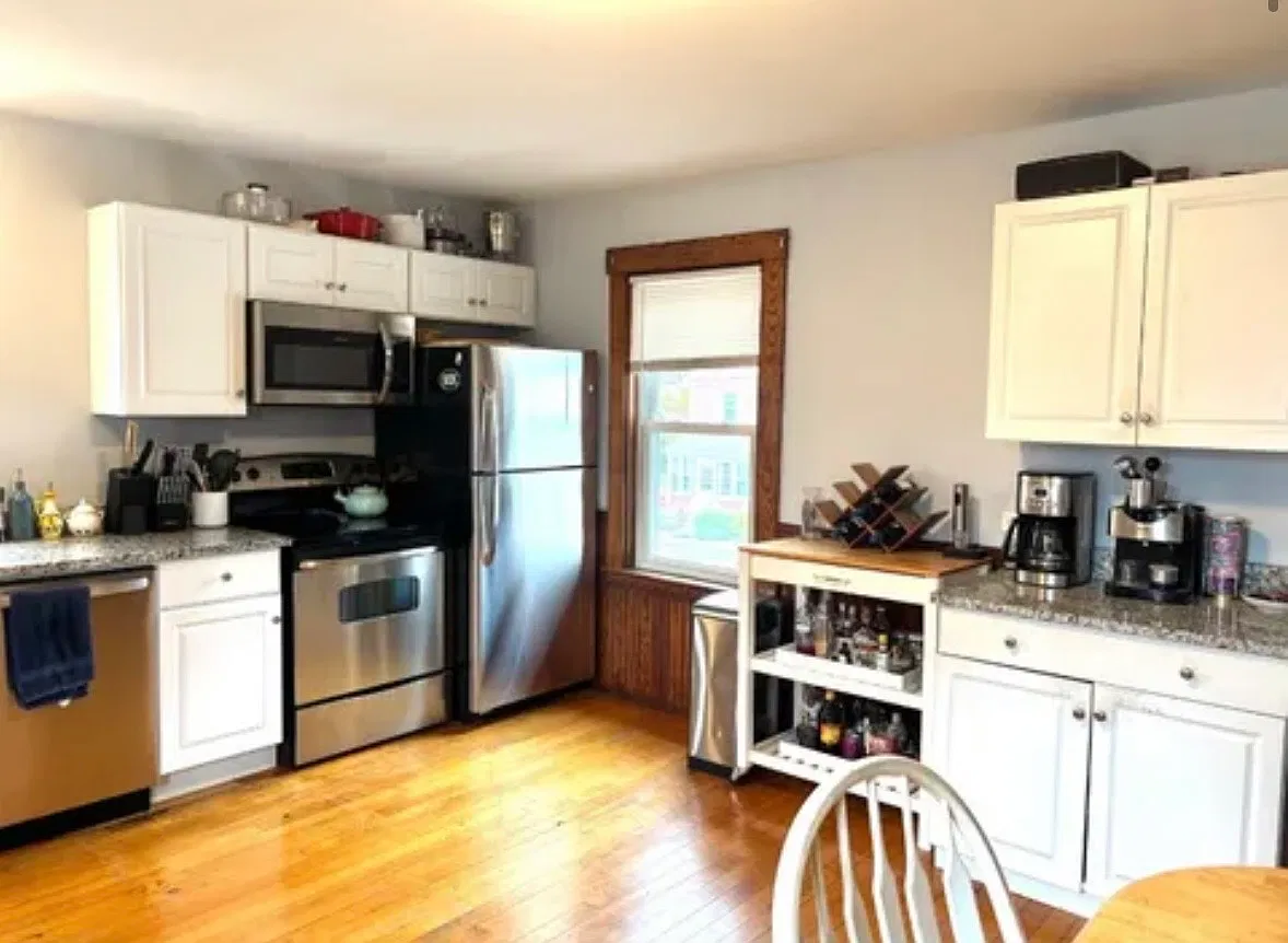 2 bed, $2,750 — Photo 4
