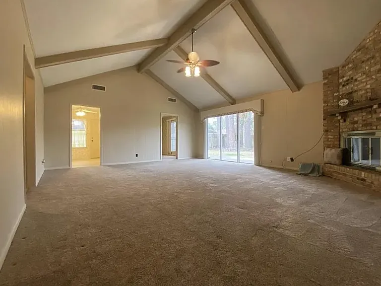 1170 Brandywine Dr — Photo 6