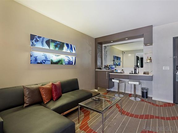 5th image of 207 5th Ave #1252