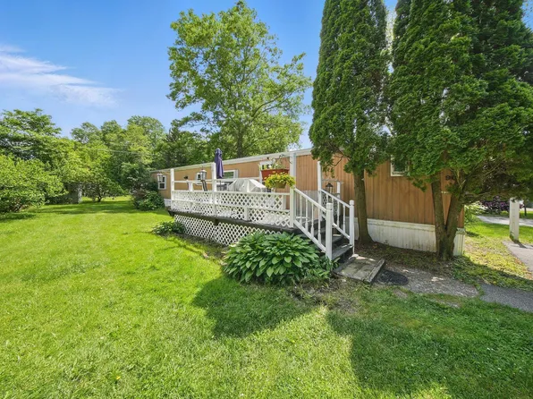 5 Oak Drive, Bloomingburg, NY 12721