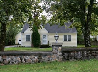 186 Sterling Rd, Lancaster, MA 01523