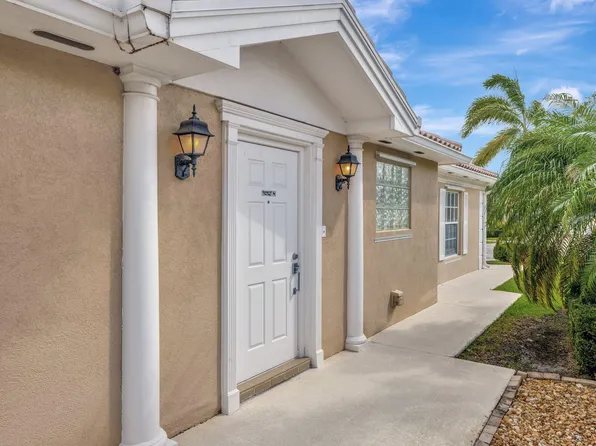 10894 SW Dardanelle Drive, Port St Lucie, FL 34987