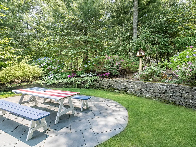 16 Ocean Pkwy — Photo 21