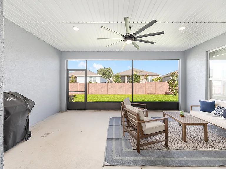 4342 NW 55th Ct — Photo 37