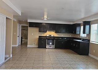 2024 E 74th St #2024, Los Angeles, CA 90001