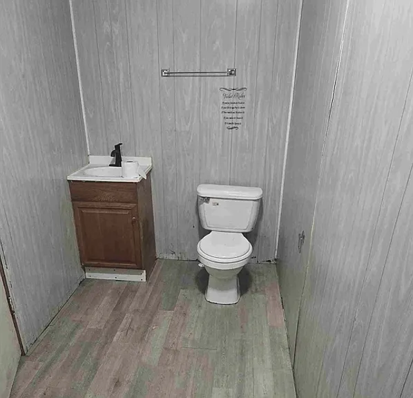 1010 Porter St — Photo 5