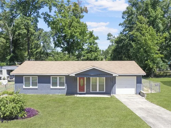 1718 Epworth St, Phenix City, AL 36869