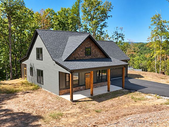 3rd image of 232 Sautee Ridge Rd