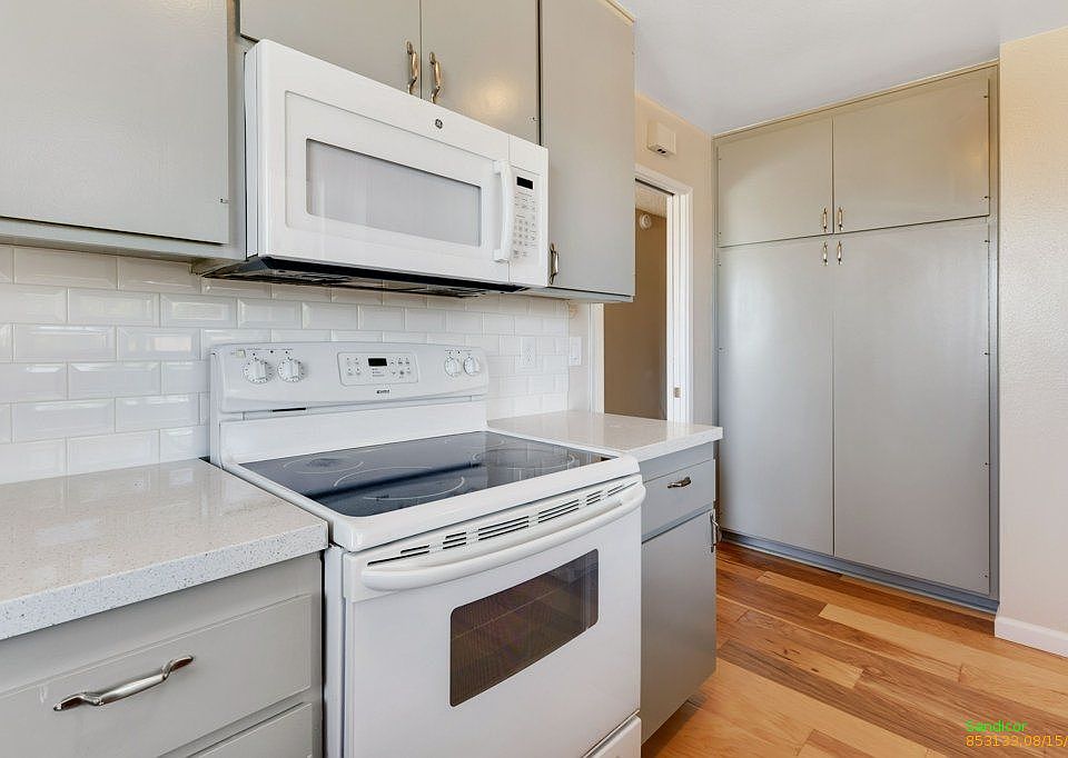1st image of 1042 La Ventana Ct