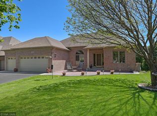 13527 Foxberry Rd, Savage, MN 55378