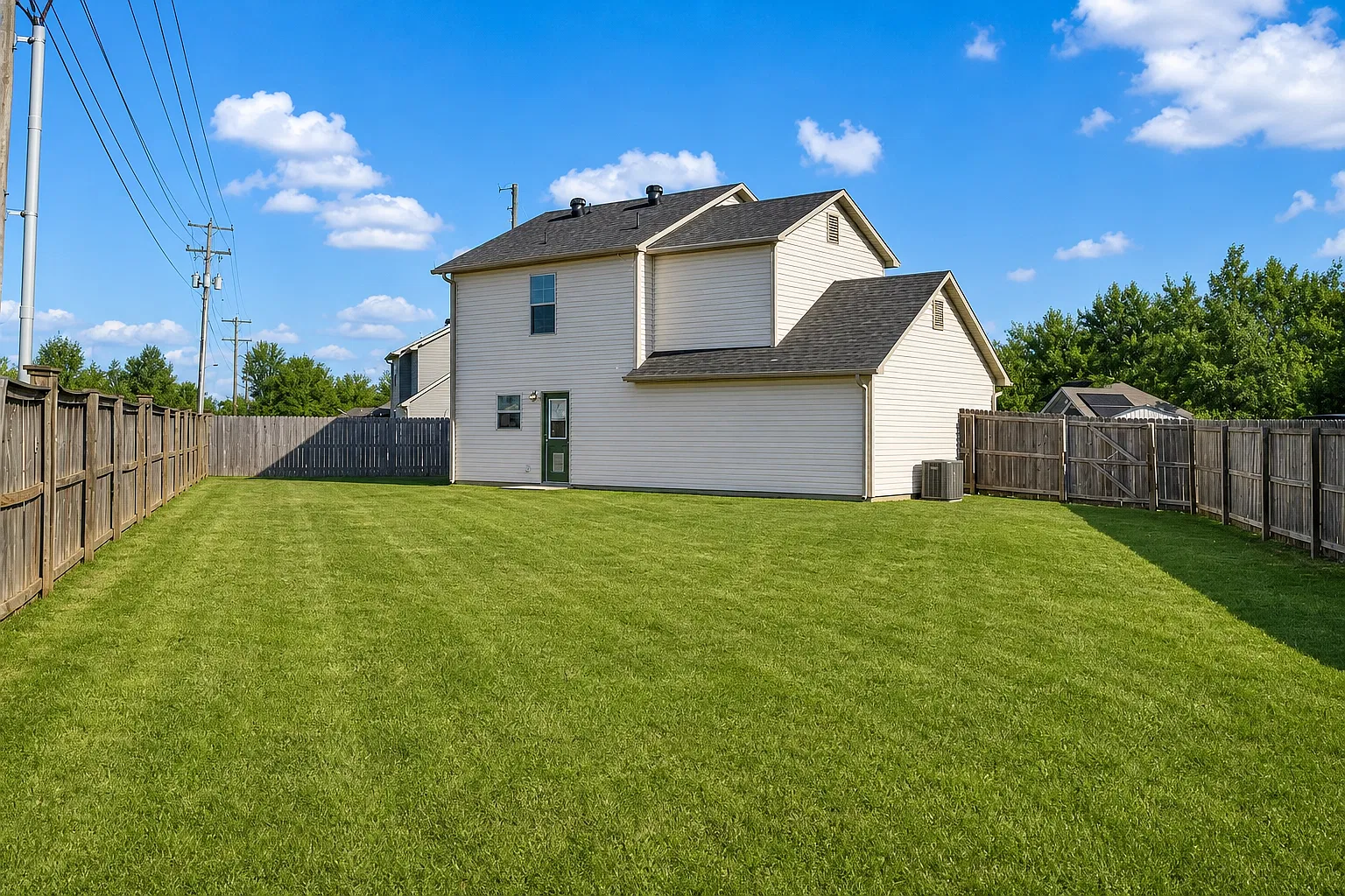 3 bed, 1388 sqft, $1,950 — Photo 4