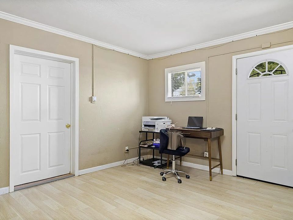1st image of 5101 1/2 Esmeralda St